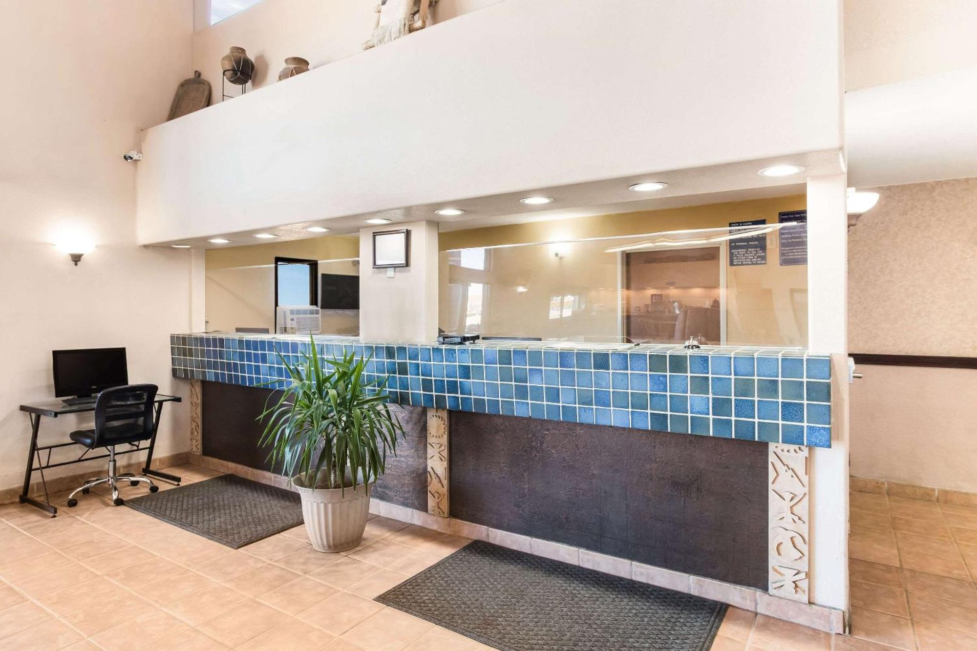 Rodeway Inn Gallup Luaran gambar