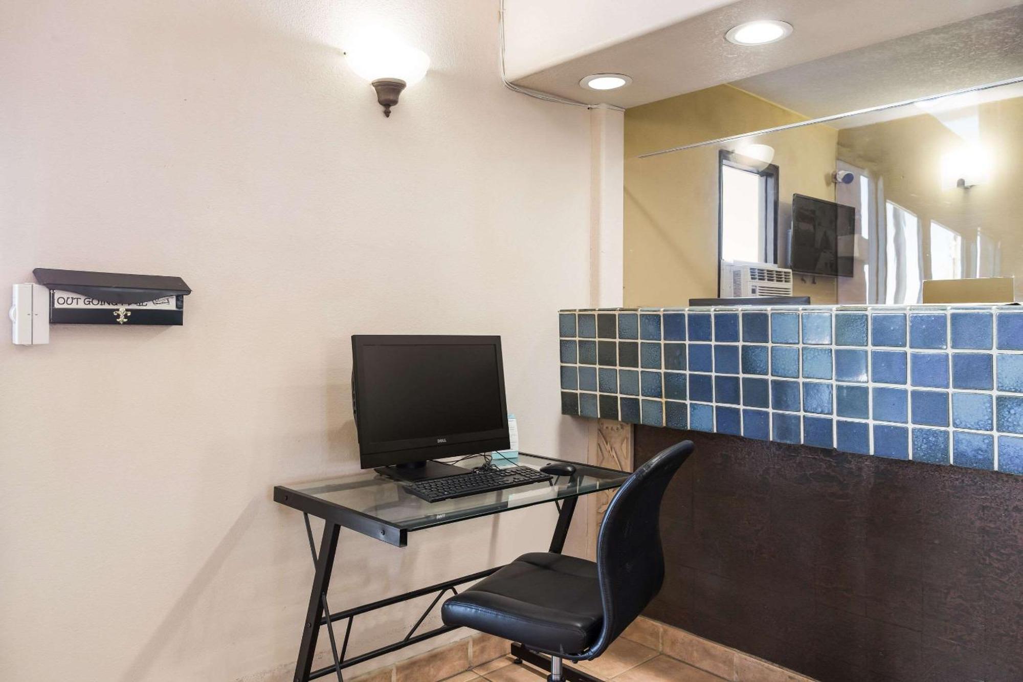 Rodeway Inn Gallup Luaran gambar